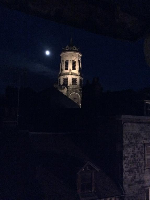 Appartement Le Notre Dame Онфльор Екстериор снимка