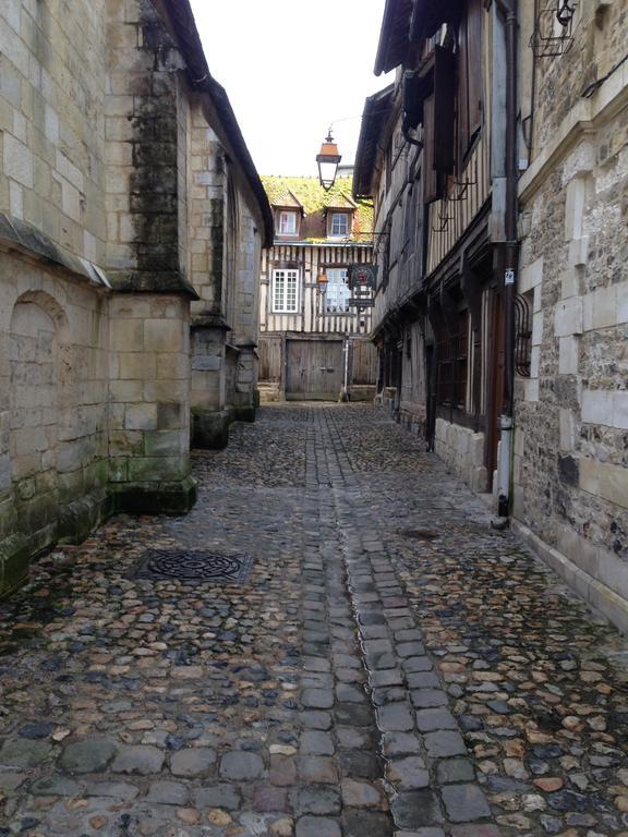 Appartement Le Notre Dame Онфльор Екстериор снимка